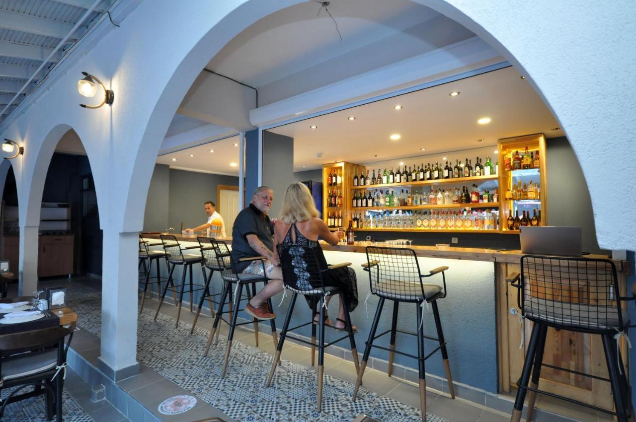 Lale Otel 图兰克 外观 照片